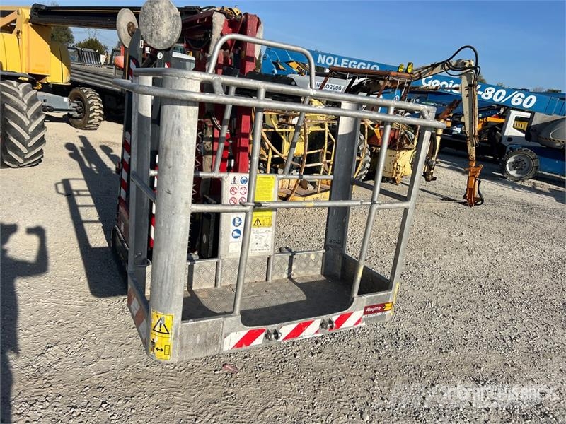 Hinowa Light Lift 14.72IIIS Crawler Articulating Boom Lif Körüklü personel platformları