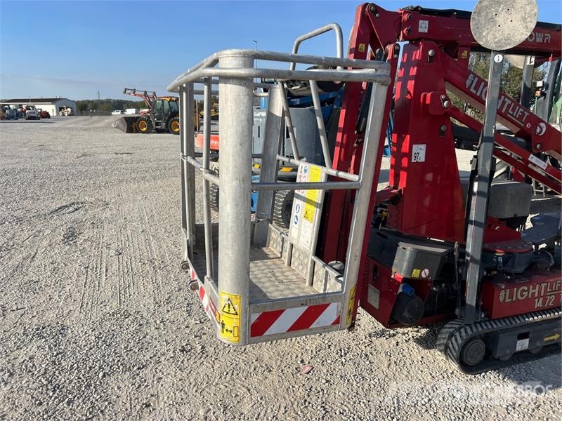 Hinowa Light Lift 14.72IIIS Crawler Articulating Boom Lif Körüklü personel platformları
