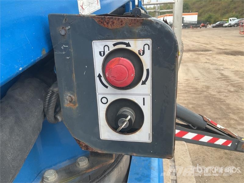 Hinowa Lightlift20.10IIIS Diesel Articulating Boom Lift Gelenkteleskoparbeitsbühnen