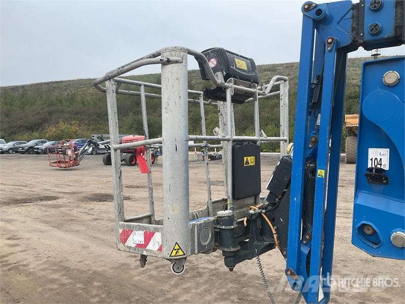 Hinowa Lightlift20.10IIIS Diesel Articulating Boom Lift Gelenkteleskoparbeitsbühnen