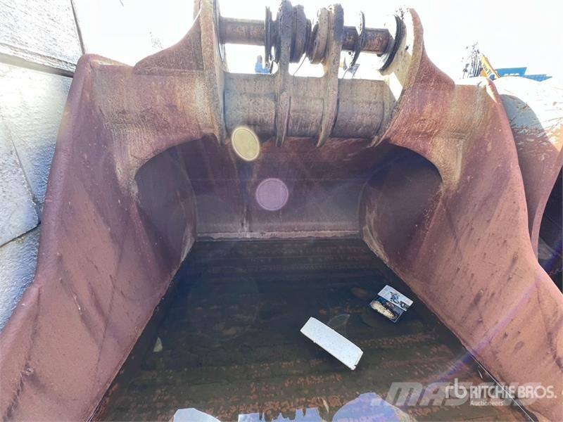 Hitachi 2800 mm Digging Bucket Κουβάδες