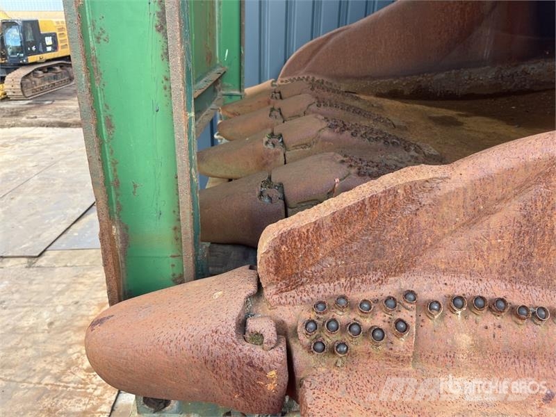 Hitachi 2900 mm Digging Bucket Κουβάδες