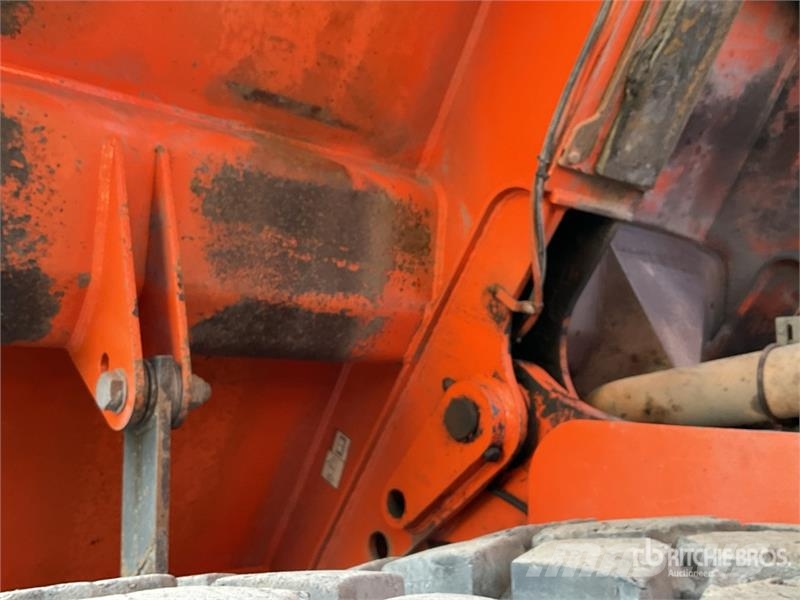 Hitachi EH1100-3 Дъмпери/моторни превозни средства