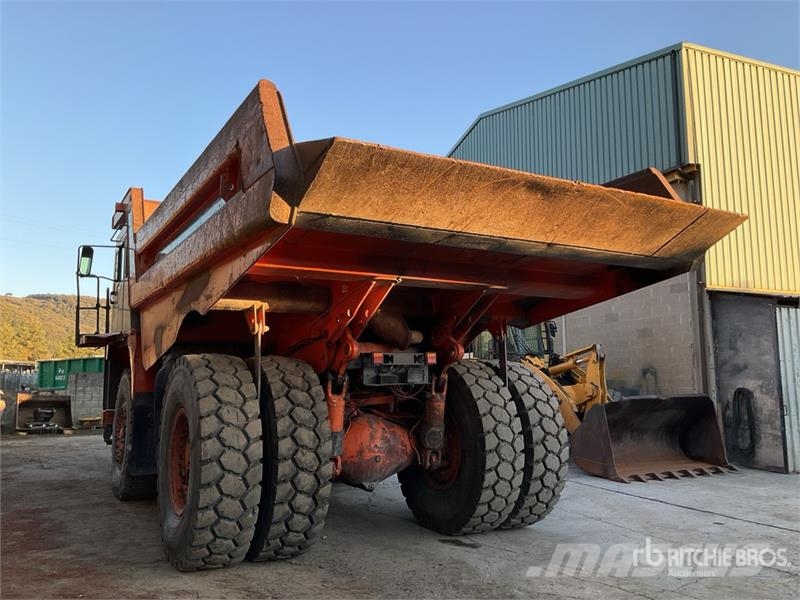 Hitachi EH750-2 Haul Truck Dúmpers articulados