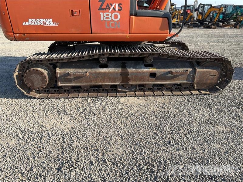 Hitachi Zaxis ZX180LCN Tracked Excavator Bagri goseničarji