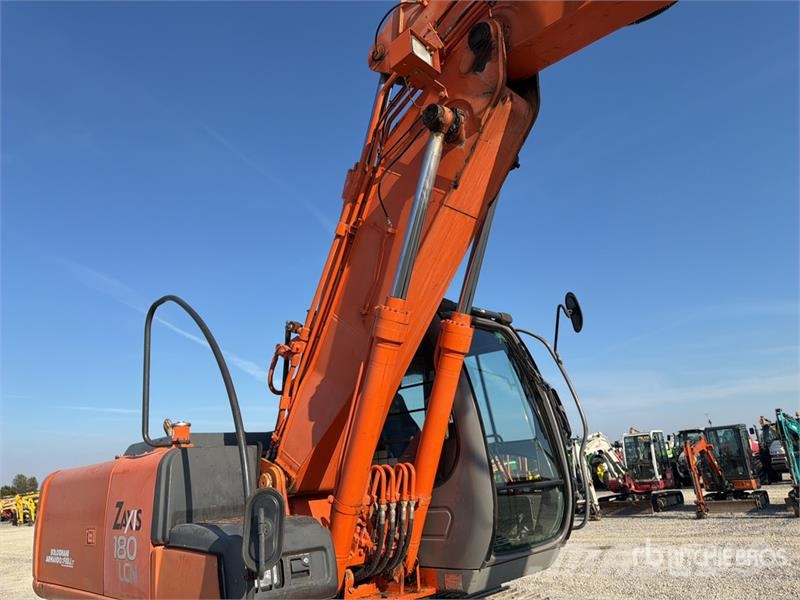 Hitachi Zaxis ZX180LCN Tracked Excavator Bagri goseničarji