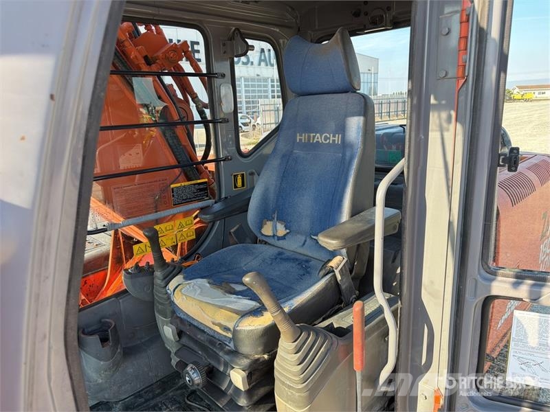 Hitachi Zaxis ZX180LCN Tracked Excavator Bagri goseničarji