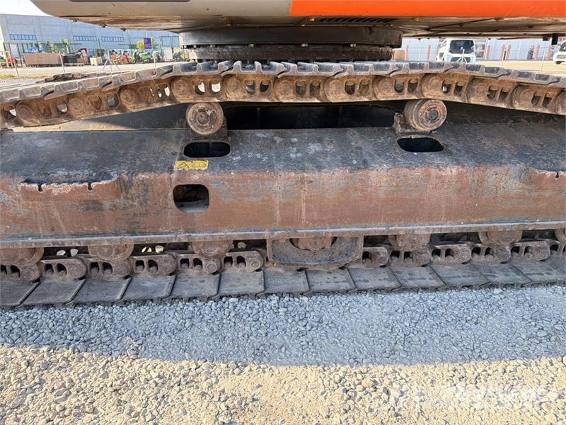 Hitachi Zaxis ZX180LCN Tracked Excavator Bagri goseničarji