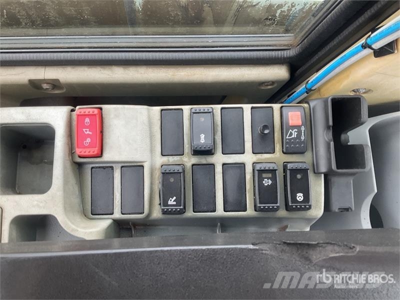 Hitachi ZW180-6 Wheel Loader Wheel loaders