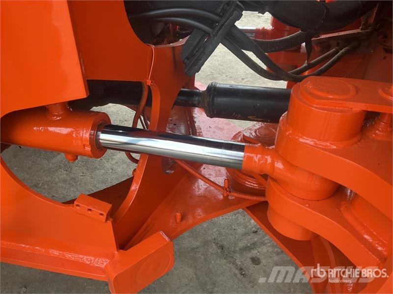Hitachi ZW180-6 Wheel Loader Wheel loaders