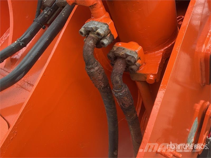 Hitachi ZW180-6 Wheel Loader Wheel loaders