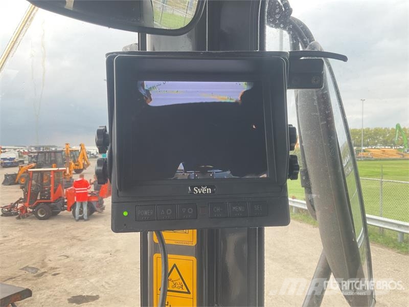 Hitachi ZW180-6 Wheel Loader Wheel loaders