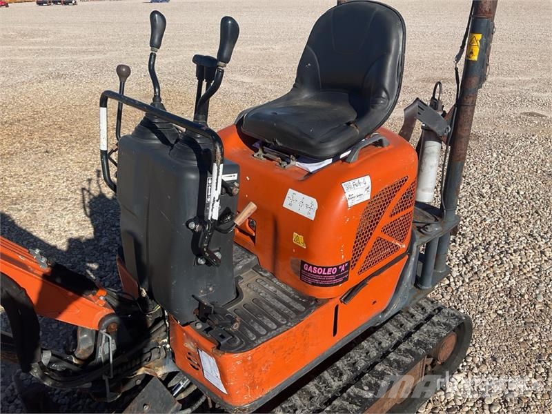 Hitachi ZX10U-6 YSR Mini Excavator حفارات صغيرة أقل من 7 طن (حفارات صغيرة)