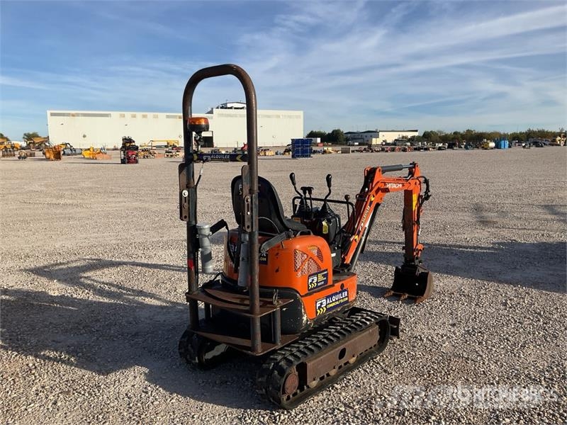 Hitachi ZX10U-6 YSR Mini Excavator حفارات صغيرة أقل من 7 طن (حفارات صغيرة)