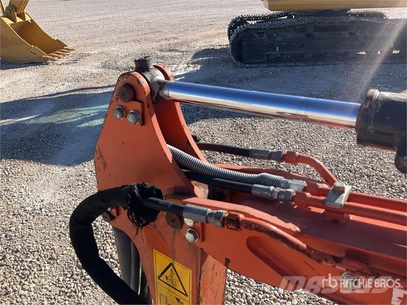 Hitachi ZX10U-6 YSR Mini Excavator حفارات صغيرة أقل من 7 طن (حفارات صغيرة)