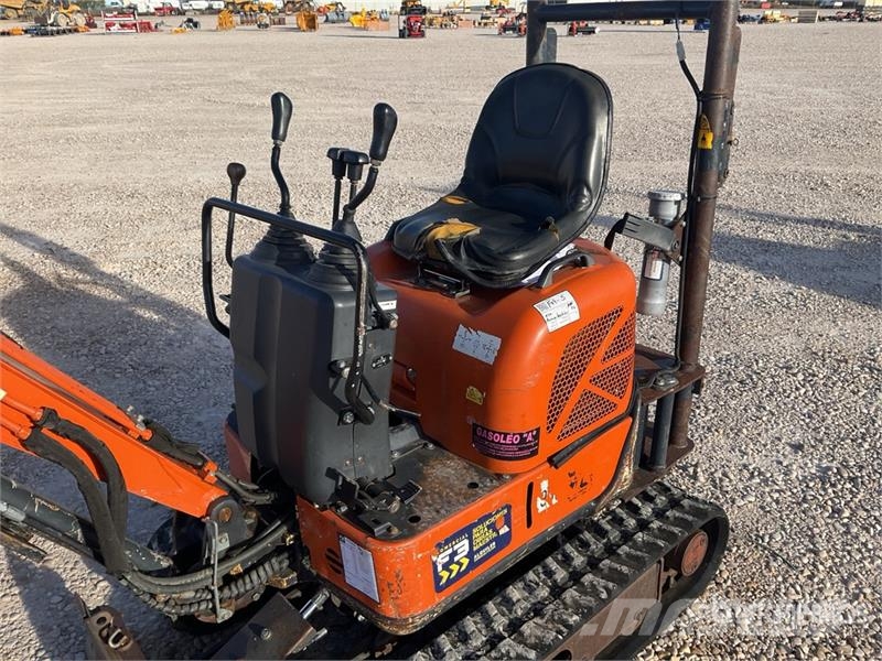 Hitachi ZX10U-6 YSR Mini Excavator حفارات صغيرة أقل من 7 طن (حفارات صغيرة)
