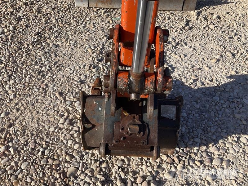 Hitachi ZX10U-6 YSR Mini Excavator حفارات صغيرة أقل من 7 طن (حفارات صغيرة)