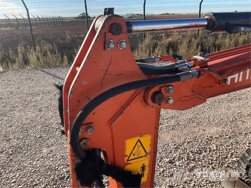 Hitachi ZX10U-6 YSR Mini Excavator حفارات صغيرة أقل من 7 طن (حفارات صغيرة)