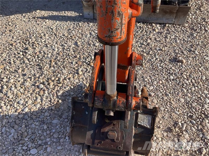 Hitachi ZX10U-6 YSR Mini Excavator حفارات صغيرة أقل من 7 طن (حفارات صغيرة)