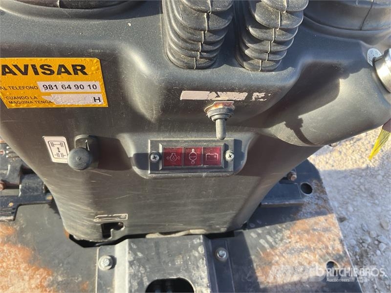 Hitachi ZX10U-6 YSR Mini Excavator حفارات صغيرة أقل من 7 طن (حفارات صغيرة)