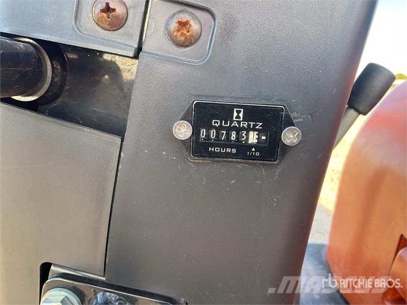 Hitachi ZX10U-6 YSR Mini Excavator حفارات صغيرة أقل من 7 طن (حفارات صغيرة)