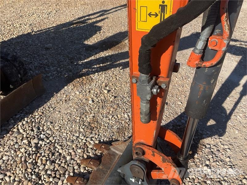Hitachi ZX10U-6 YSR Mini Excavator حفارات صغيرة أقل من 7 طن (حفارات صغيرة)