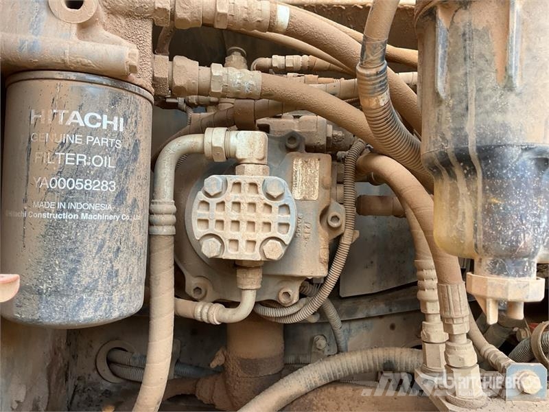 Hitachi ZX130LCN-6 Tracked Excavator Bageri gusjeničari