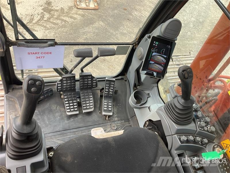 Hitachi ZX130LCN-7 Tracked Excavator Bageri gusjeničari