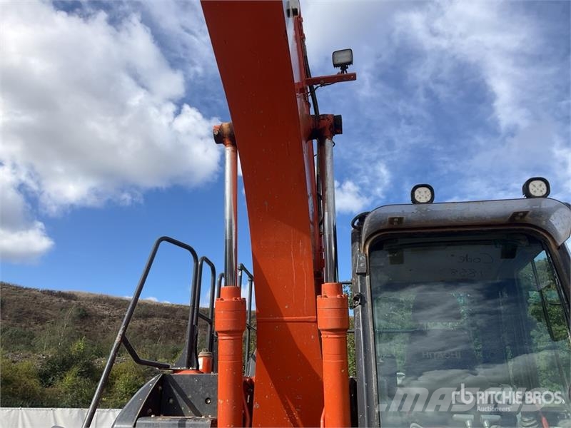 Hitachi ZX130LCN Tracked Excavator 履帶式 挖土機/掘鑿機/挖掘機
