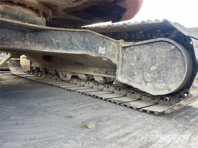 Hitachi ZX135US-5 Tracked Excavator Lánctalpas kotrók