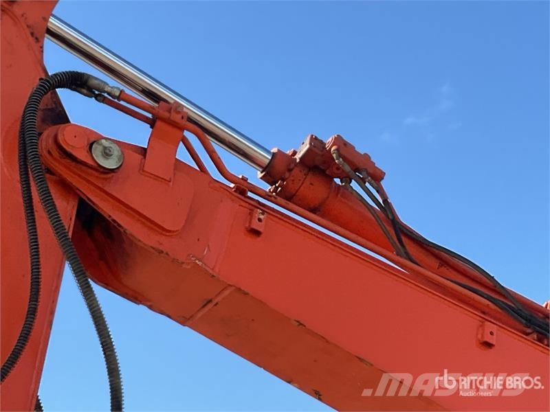 Hitachi ZX135US-5 Tracked Excavator Lánctalpas kotrók
