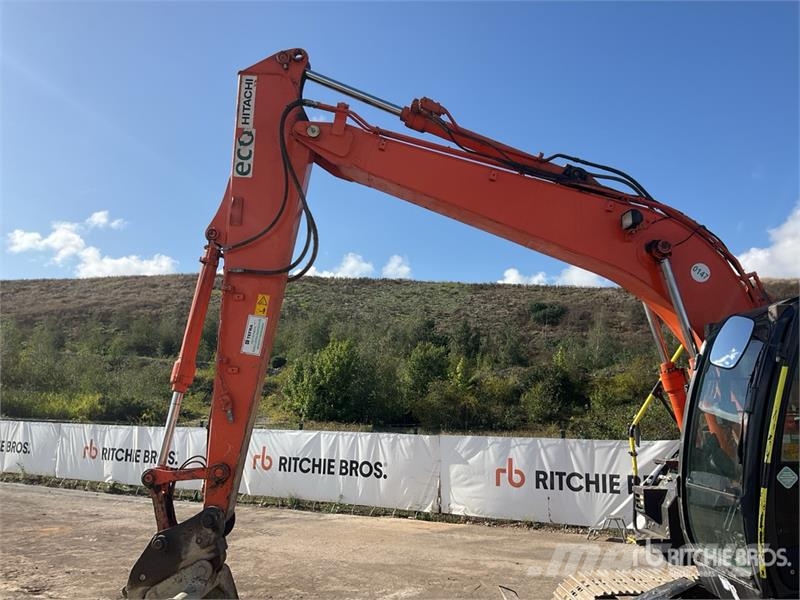 Hitachi ZX135US-5 Tracked Excavator Lánctalpas kotrók