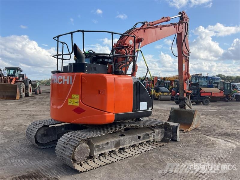 Hitachi ZX135US-5 Tracked Excavator Lánctalpas kotrók