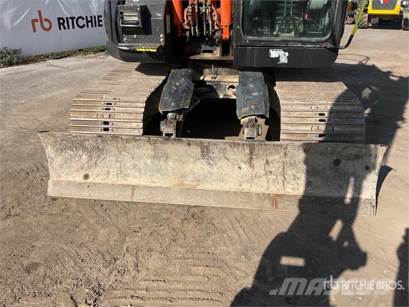 Hitachi ZX135US-5 Tracked Excavator Lánctalpas kotrók