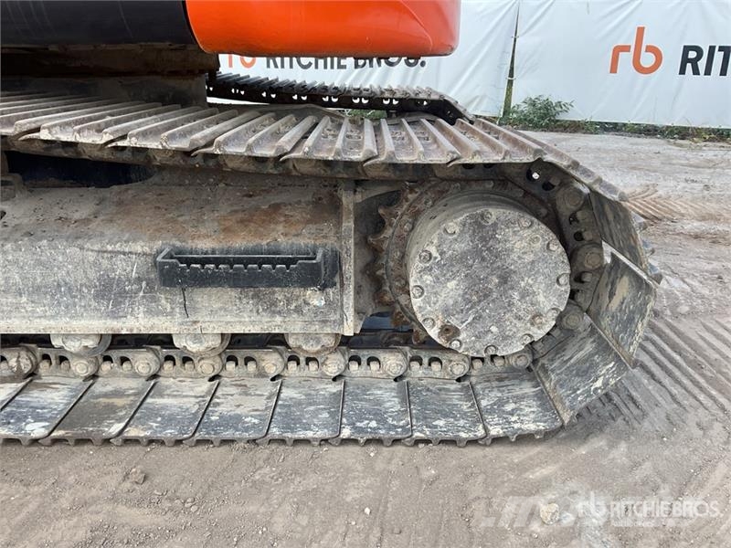 Hitachi ZX135US-5 Tracked Excavator Lánctalpas kotrók