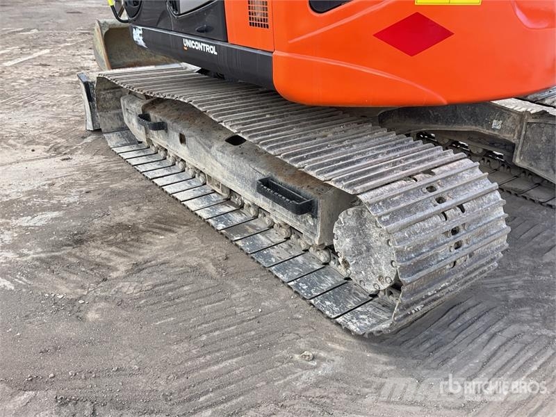 Hitachi ZX135US-5 Tracked Excavator Lánctalpas kotrók