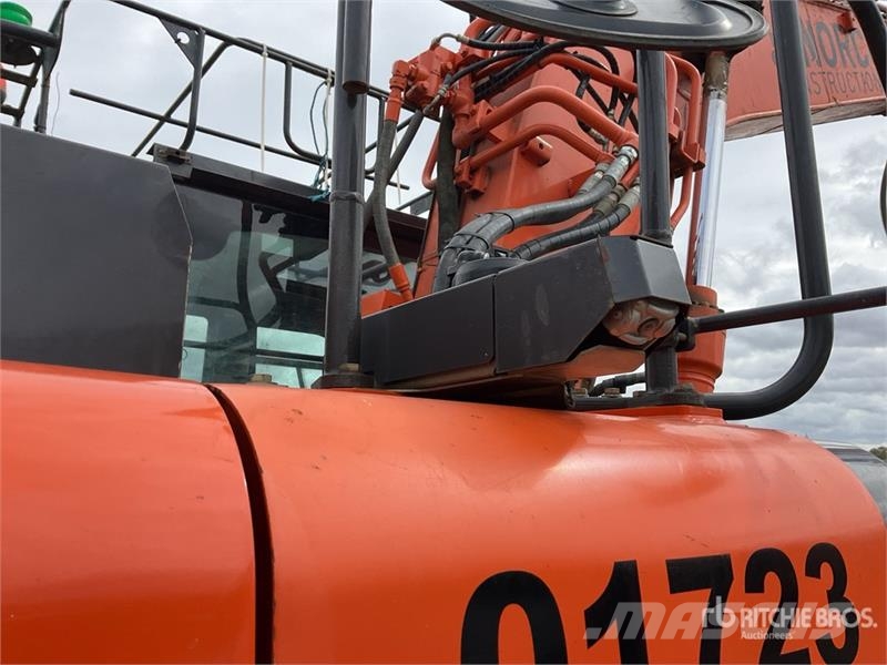 Hitachi ZX135US-6 履帶式 挖土機/掘鑿機/挖掘機