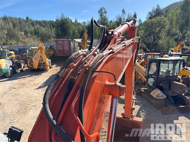Hitachi ZX135US Tracked Excavator Bageri gusjeničari