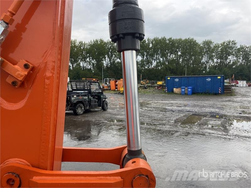 Hitachi ZX140H-GI Tracked Excavator (Unused) Rupsgraafmachines