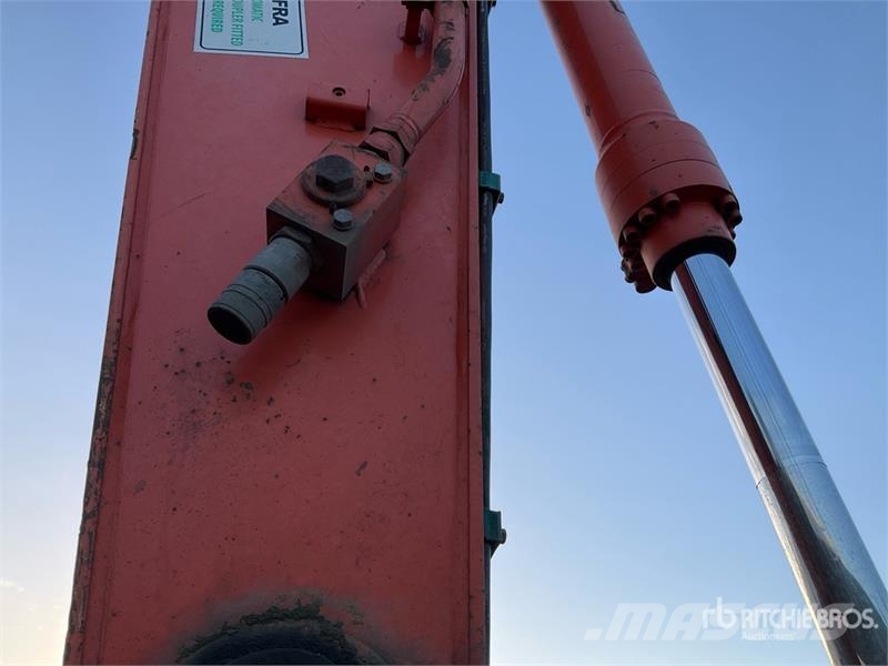Hitachi ZX210LC-5B Tracked Excavator Gravemaskiner på larvebånd
