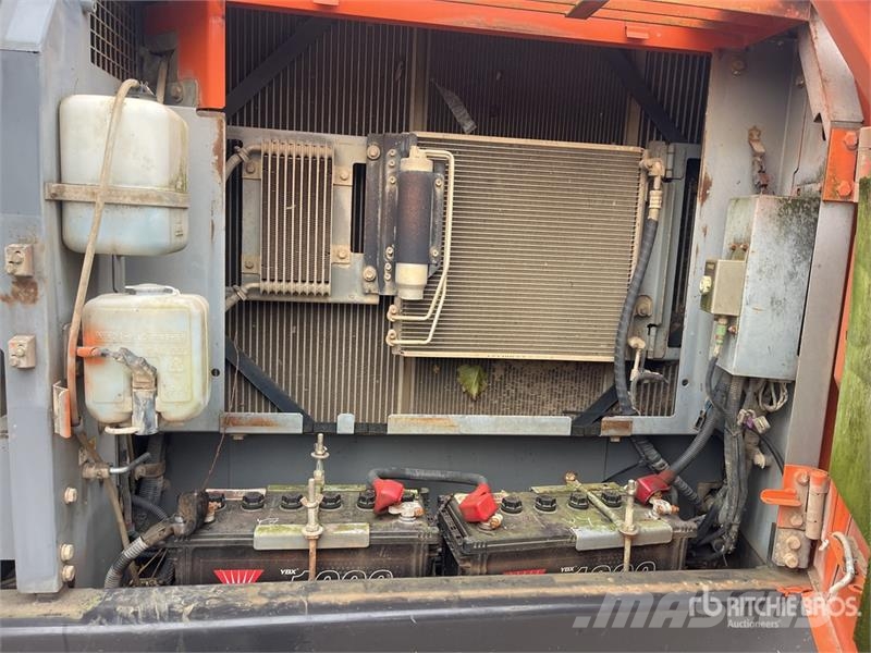 Hitachi ZX210LC-5B Tracked Excavator 履帶式 挖土機/掘鑿機/挖掘機