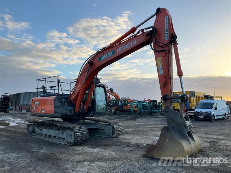 Hitachi ZX210LC-5B Tracked Excavator Gravemaskiner på larvebånd