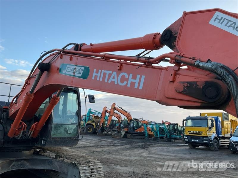 Hitachi ZX210LC-5B Tracked Excavator Gravemaskiner på larvebånd