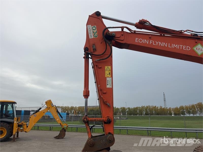 Hitachi ZX210LC-5B Tracked Excavator 履帶式 挖土機/掘鑿機/挖掘機