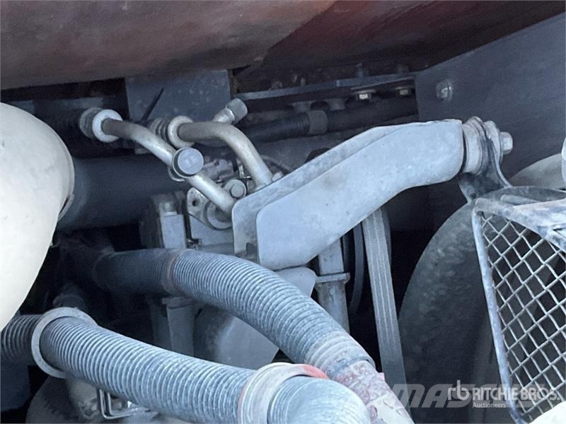 Hitachi ZX210LC-5B Tracked Excavator Gravemaskiner på larvebånd