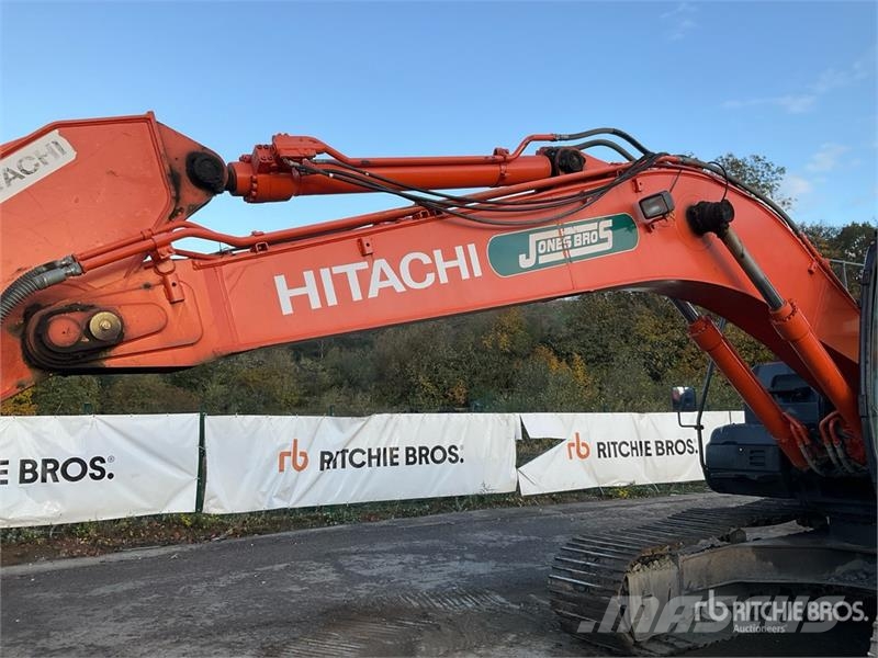 Hitachi ZX210LC-5B Tracked Excavator Gravemaskiner på larvebånd