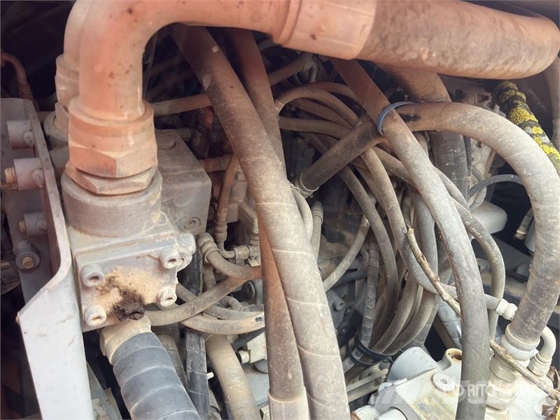 Hitachi ZX210LC-5B Tracked Excavator 履帶式 挖土機/掘鑿機/挖掘機