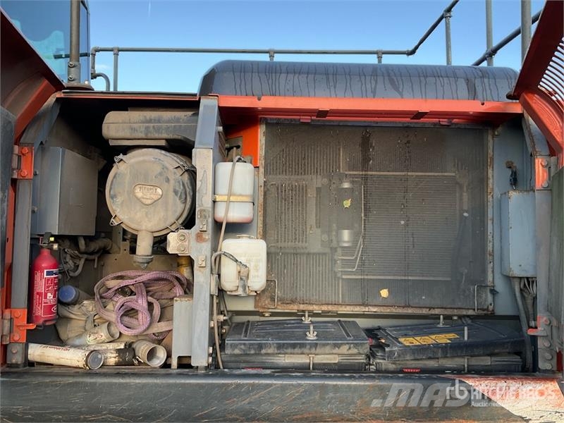 Hitachi ZX210LC-5B Tracked Excavator Gravemaskiner på larvebånd