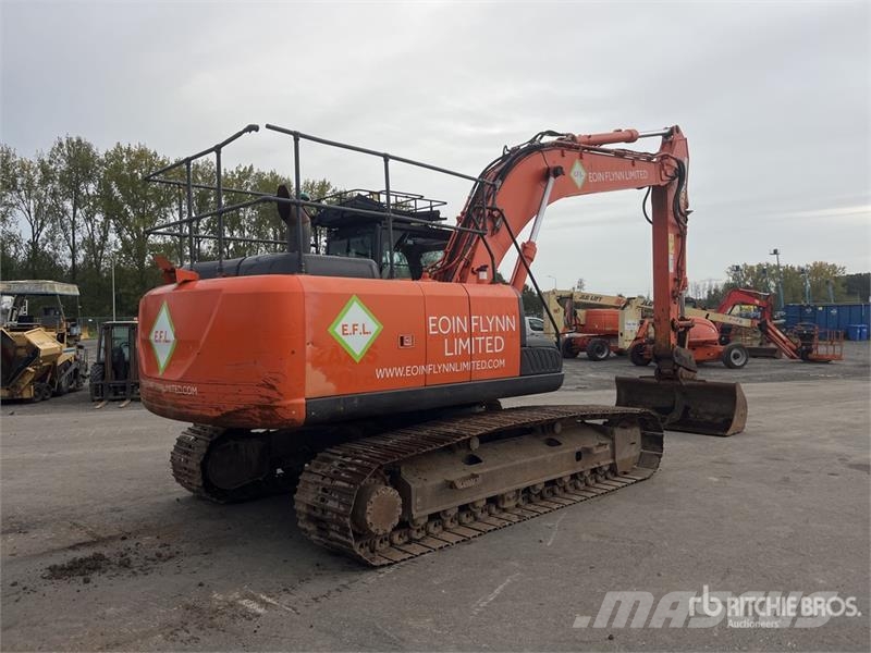 Hitachi ZX210LC-6 Tracked Excavator Gravemaskiner på larvebånd