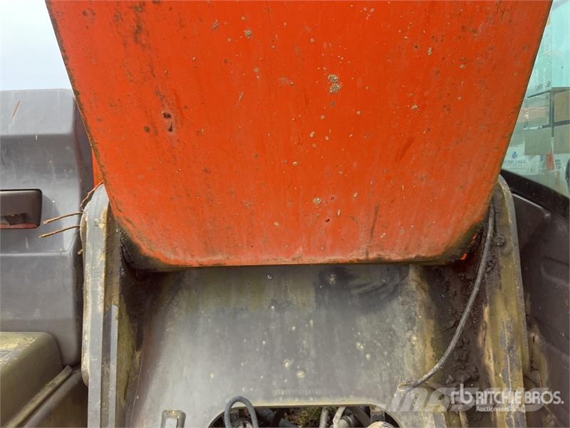 Hitachi ZX210LC-6 Tracked Excavator Gravemaskiner på larvebånd